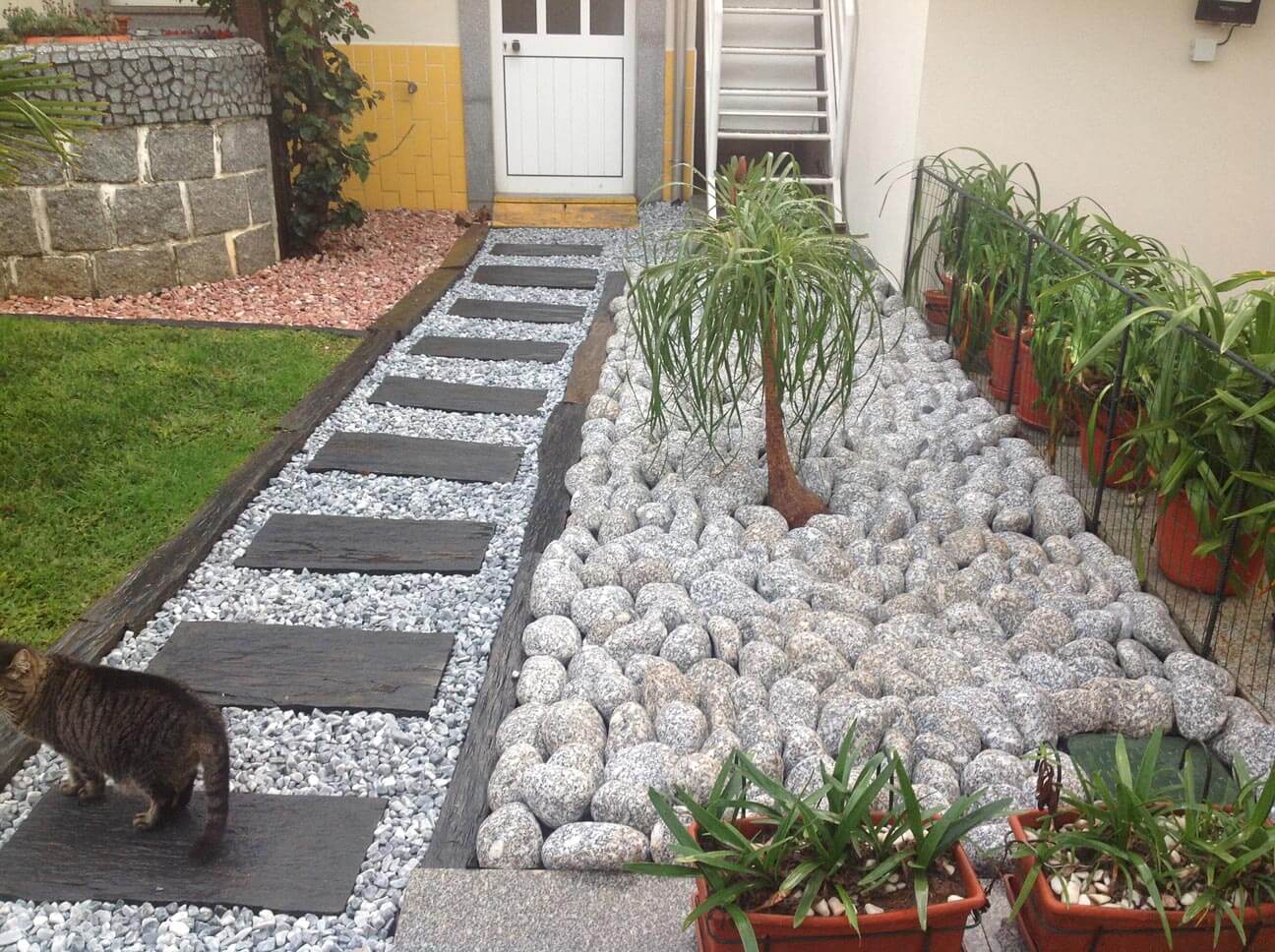 pedra para jardim e placa xisto